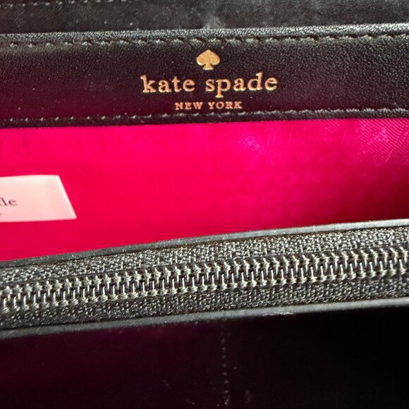 Kate Spade Zippered Wallet Black Cream Wellesley Patent Stripes - Picture 7 of 13